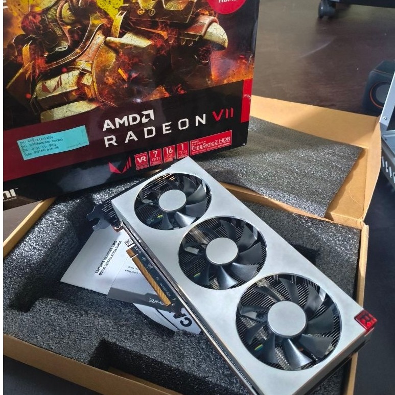 Sapphire AMD Radeon VII 16GB Fullset Mulus HBM2 VGA bukan RX 9060 RTX 5060 RTX 5050 RTX 4060