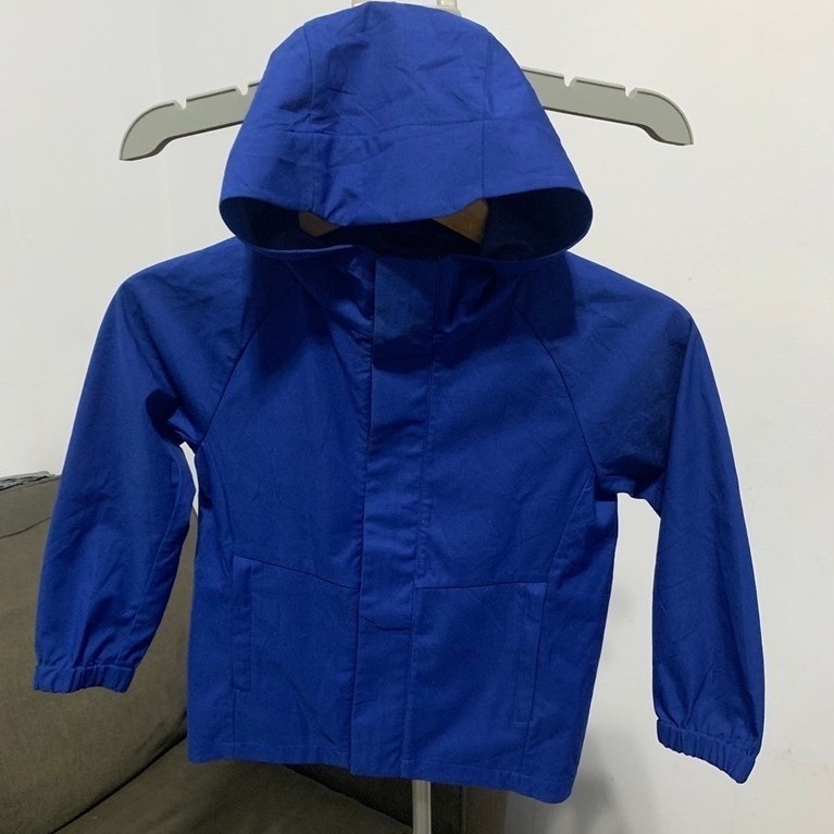 6Y Uniqlo blocktech jacket kids