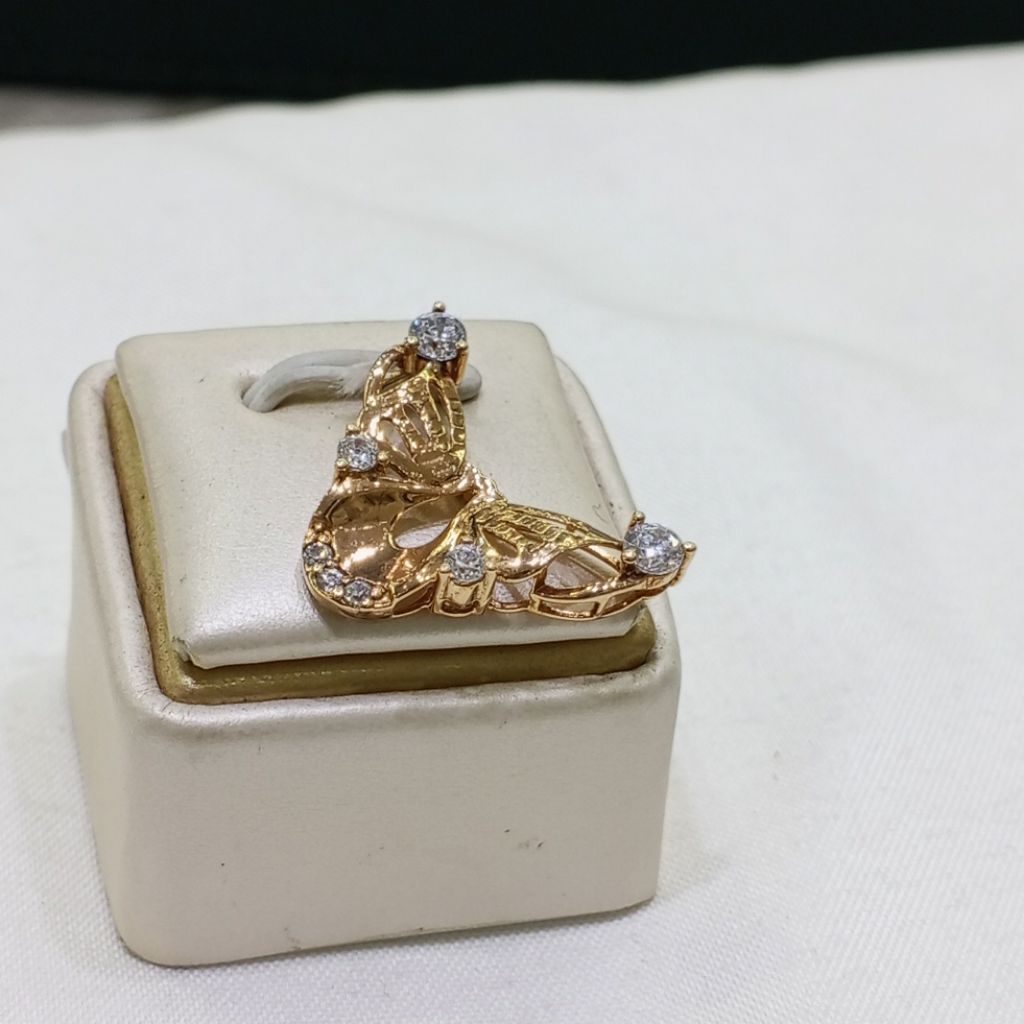 Laris Jaya Liontin emas kuning mdl kupu" selobong 8k