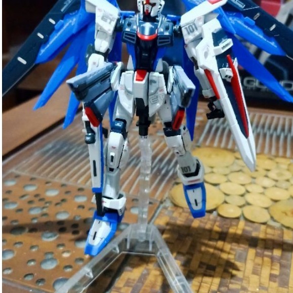 Freedom Gundam (RG) dan Gundam Exia (RG) | Original Bekas