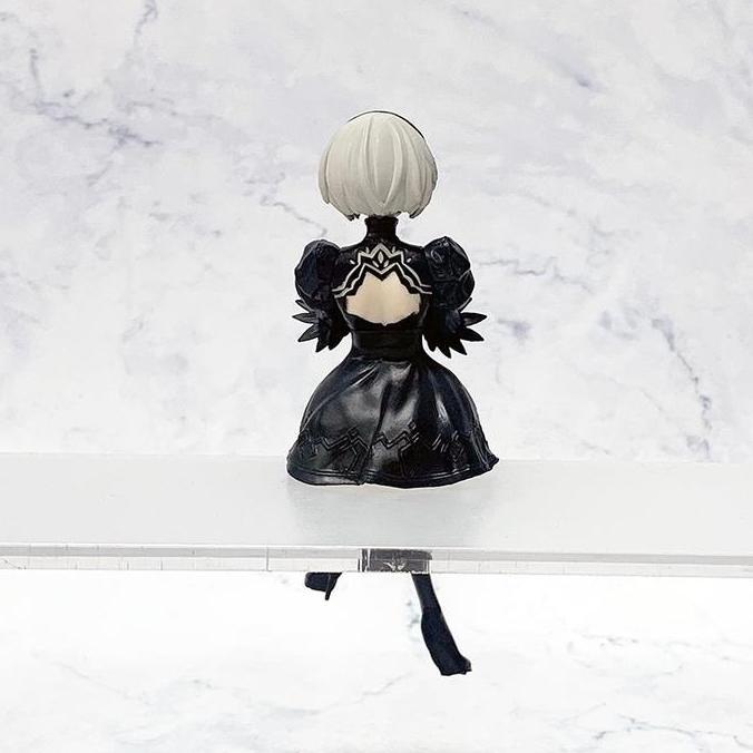 Action Figure Nier Automata 2B Duduk