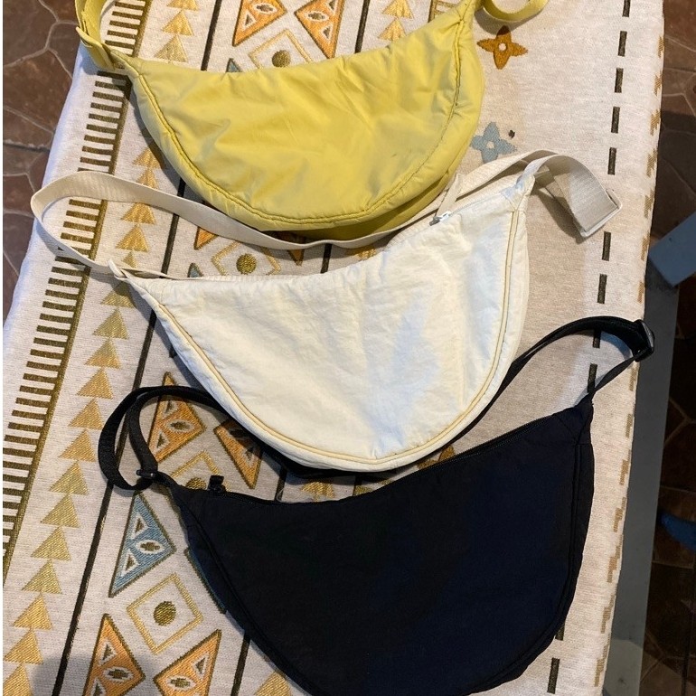 Uniqlo Round Mini Shoulder Bag