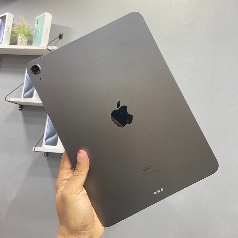 Second Ipad Air 4 64GB