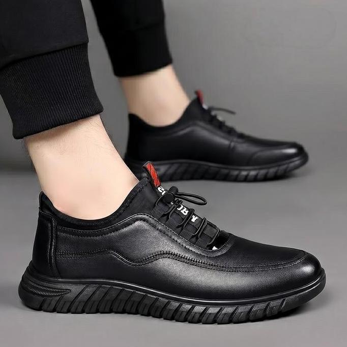 Sepatu pria kasual sepatu santai model terbaru shoes model sepatu kulit original