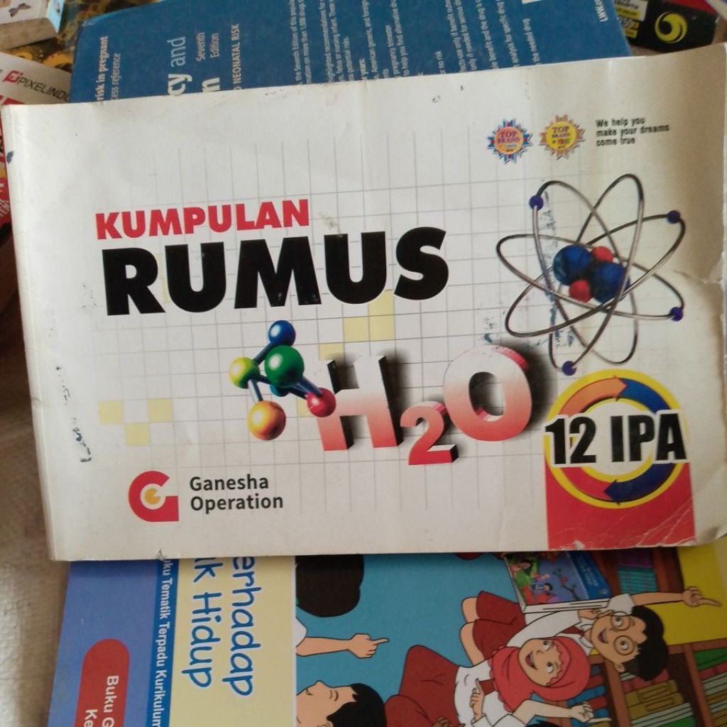 BUKU KUMPULAN RUMUS 12 IPA ( GANESHA OPERATION)