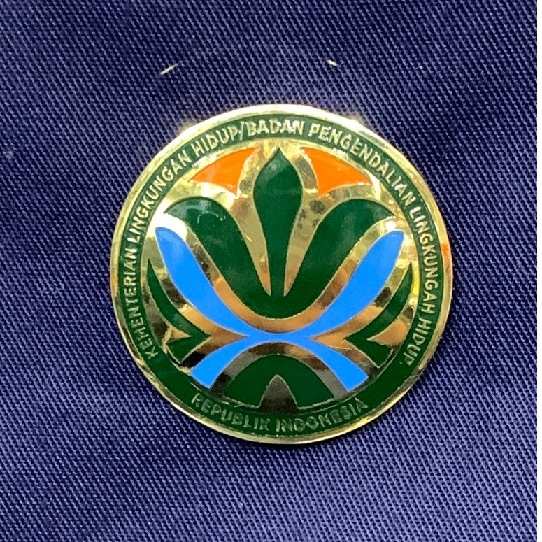 Pin logo Lingkungan hidup / Badan Pengendalian lingkungan hidup