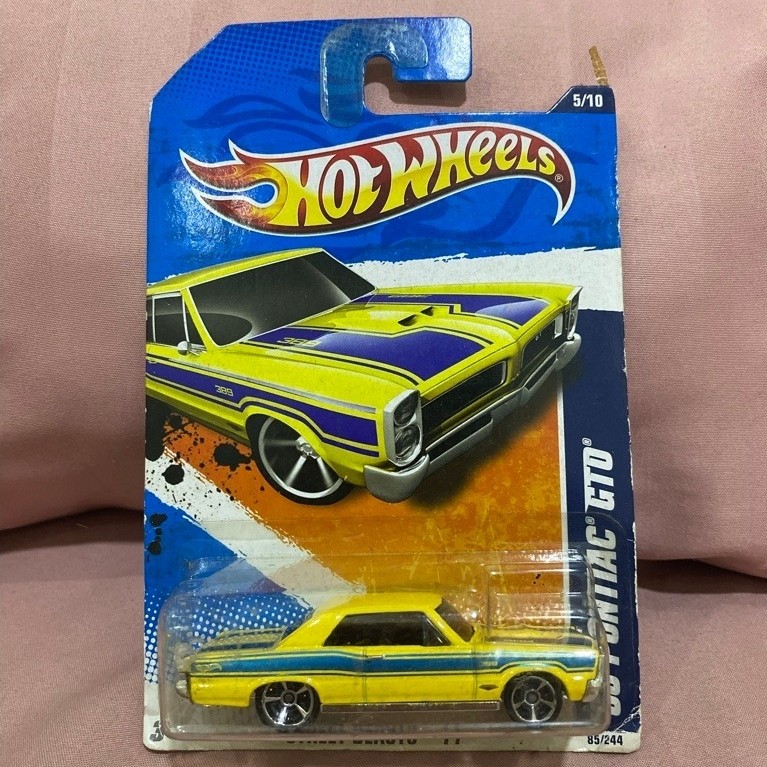 hot wheels 65 pontiac gto
