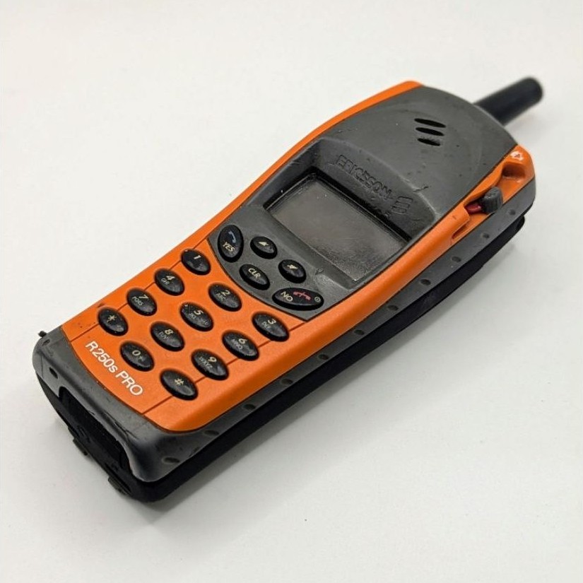 hp jadul ericsson r250s pro normal