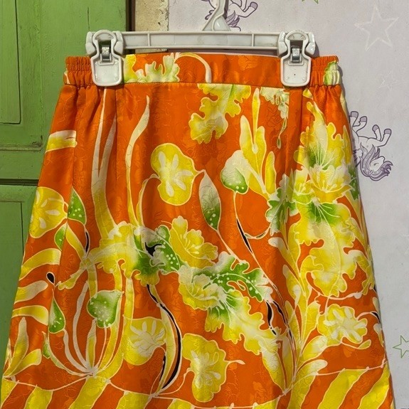 Rok Pendek Batik Wanita