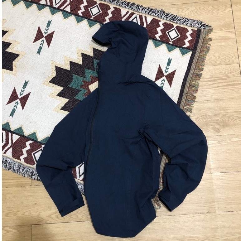 (HARGA NET / PAS) UNIQLO BLOCKTECH NAVY USED CONDITION SIZE XL / UNIQLO BLOCKTECH / JAKET UNIQLO / U