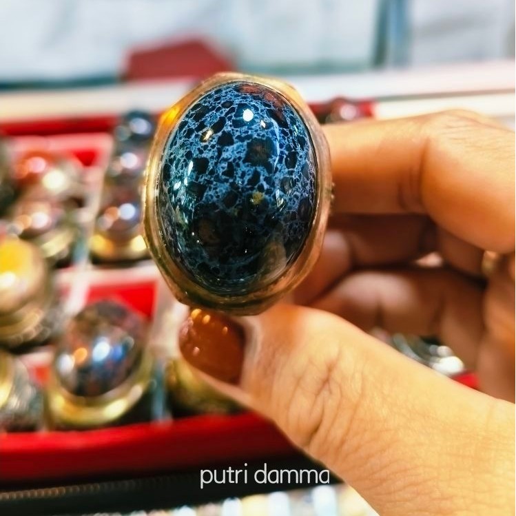 Cincin Fosil kelor merah(Natural)