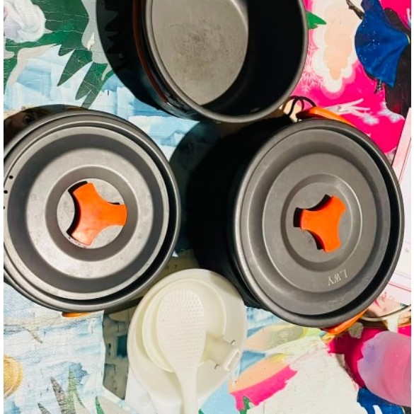 Nesting Camping Preloved