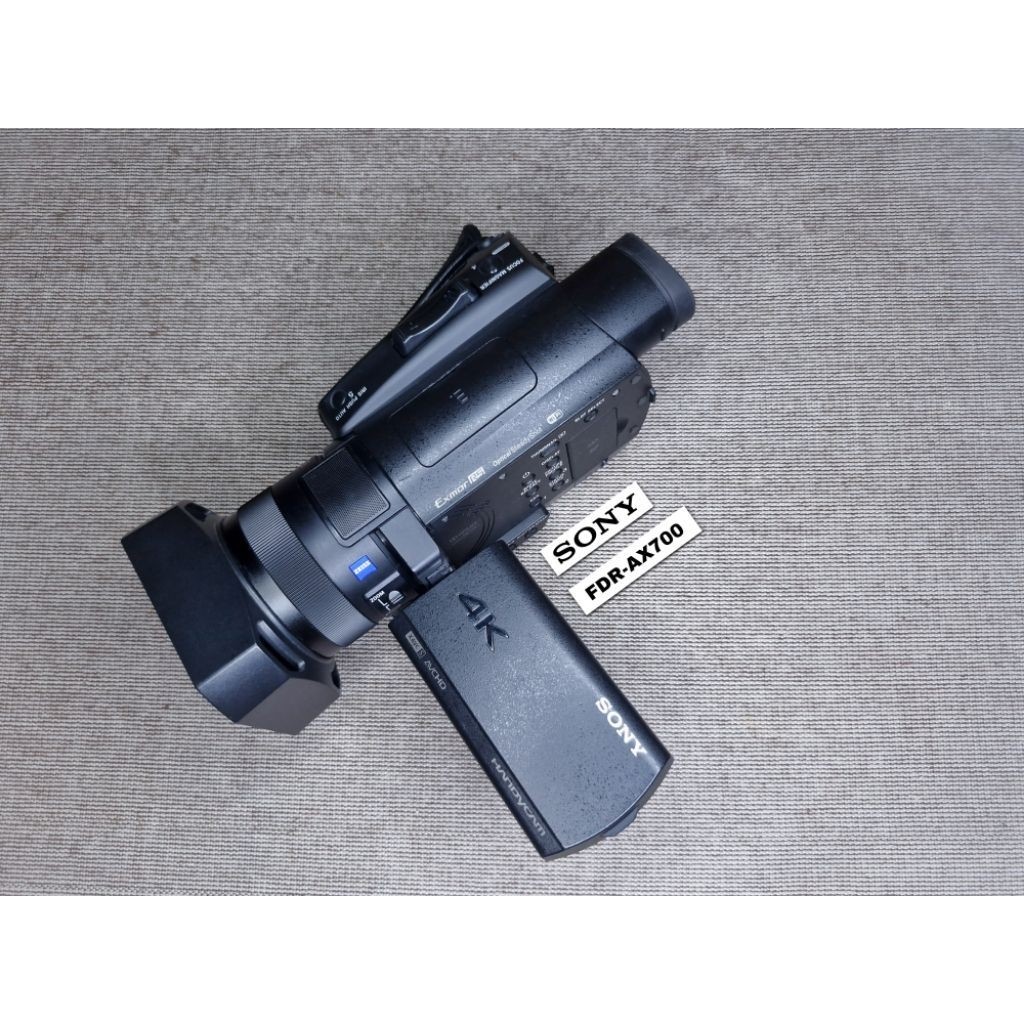 Sony FDR-AX700 4K HDR Camcorder Profesional
