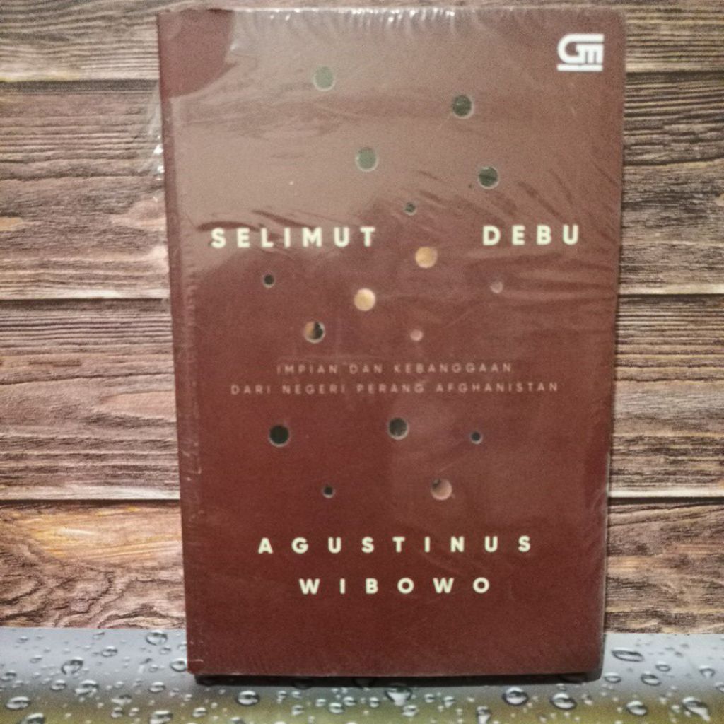 selimut debu