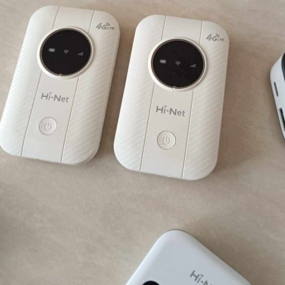 Modem 4G LTE WiFi Hotspot Portable Putih