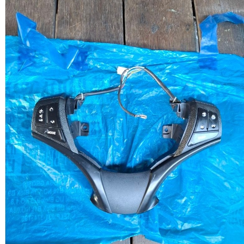 tombol audio stir yaris vios tahun 2013-2016 original
