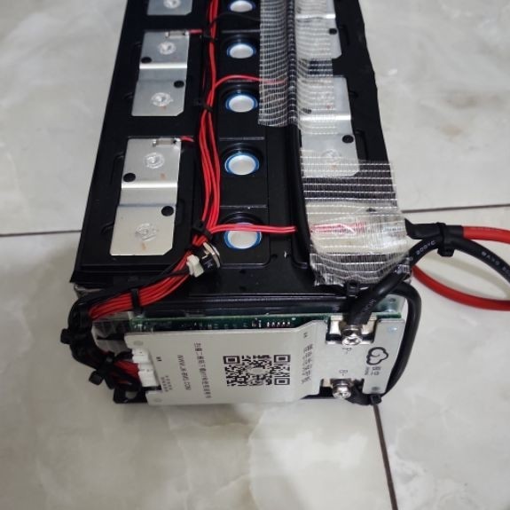 Baterai Lifepo4 Custom 24v 100ah