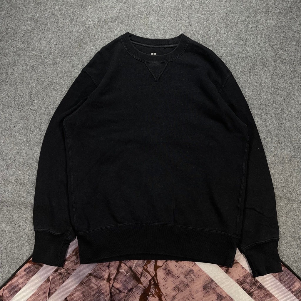 Crewneck Uniqlo second