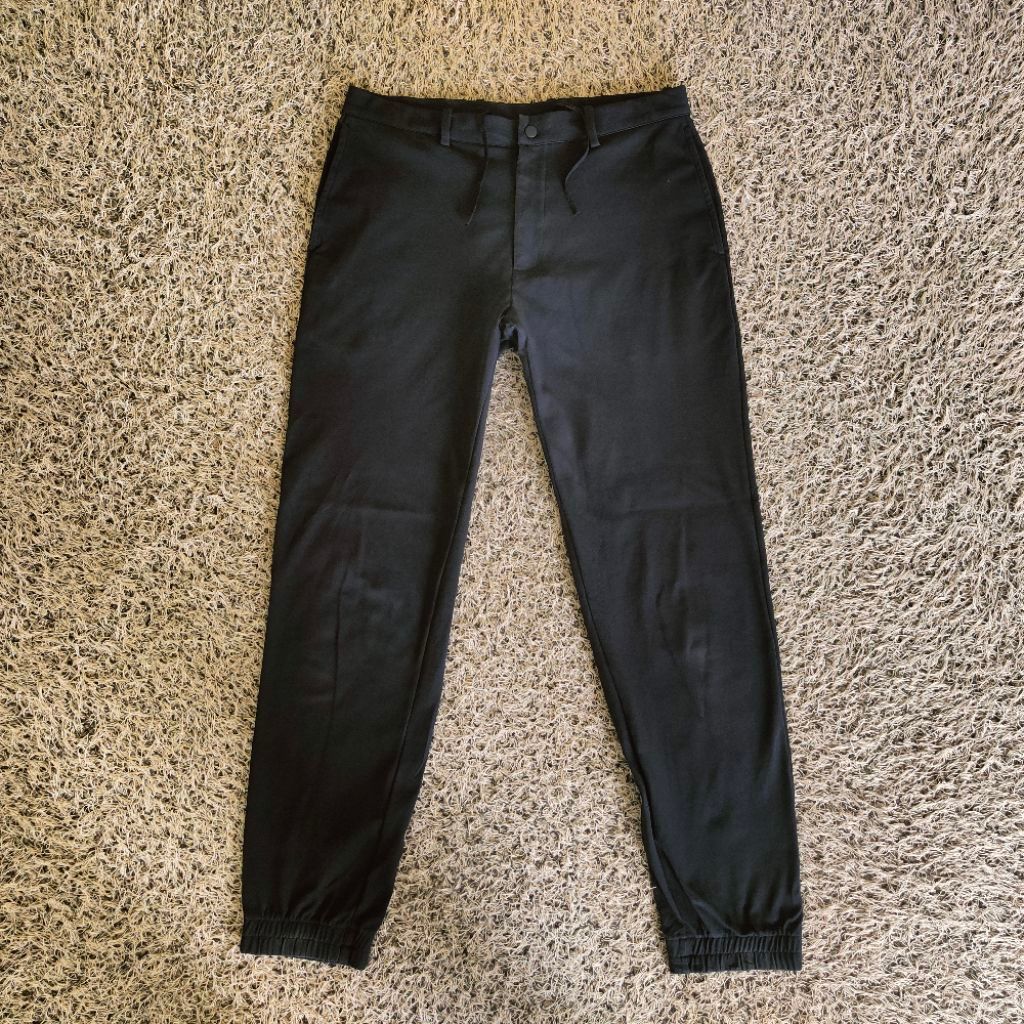 celana jogger UNIQLO celana chino UNIQLO jogger navy