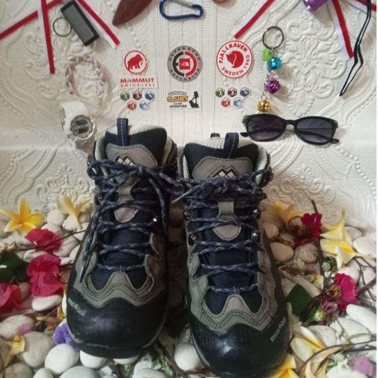 Sepatu Gunung Outdoor montbell Second Size 40 Kondisi Bagus