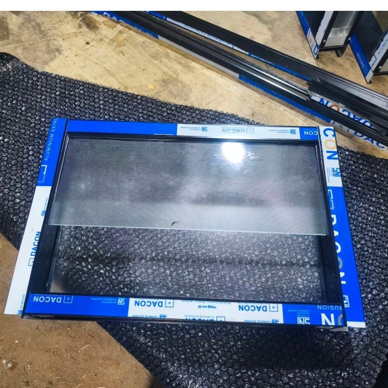 jendela boven aluminium free packing kayu