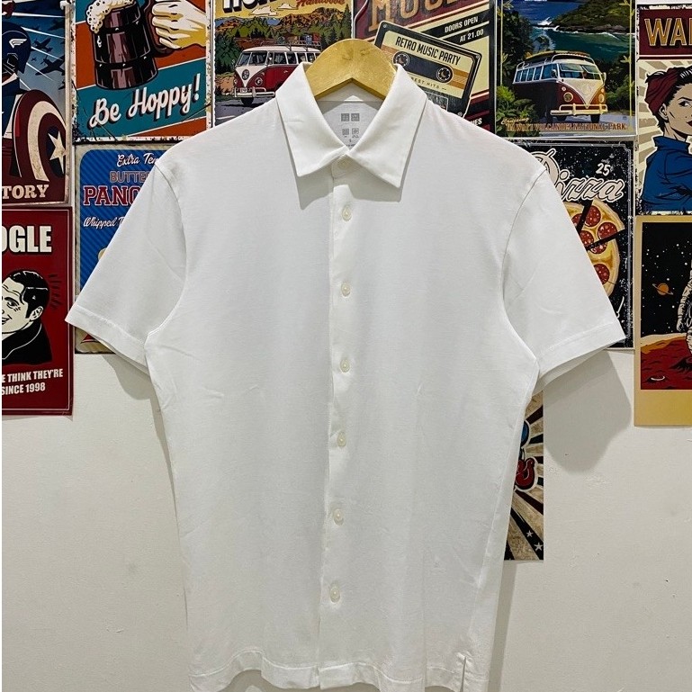 KEMEJA UNIQLO AIRISM