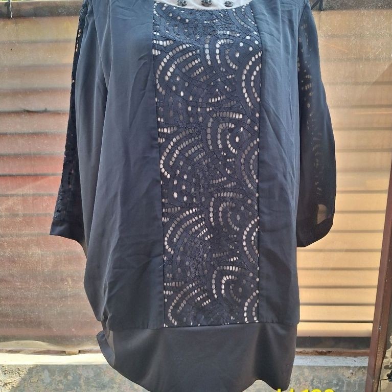 Blouse Hitam Sifon ld 120 Preloved