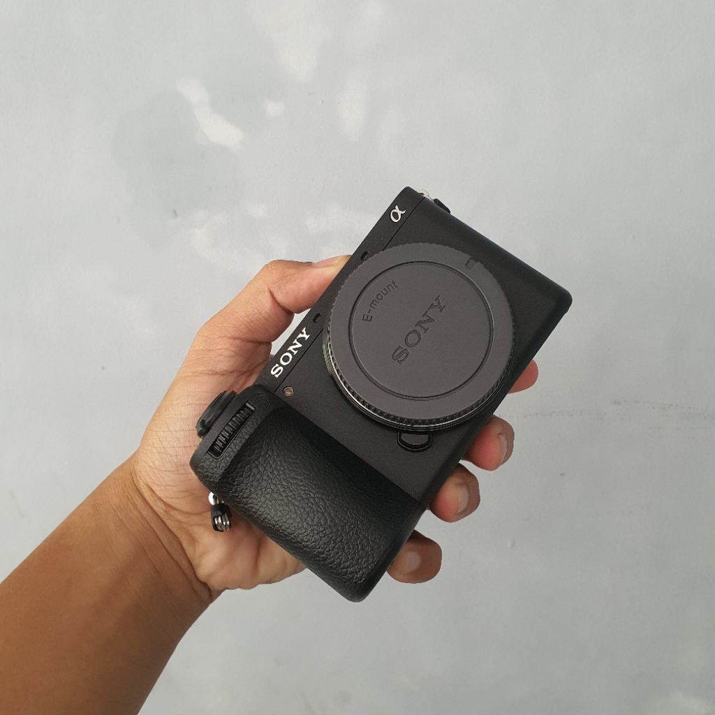 Sony A6700 second nominus SC rendah