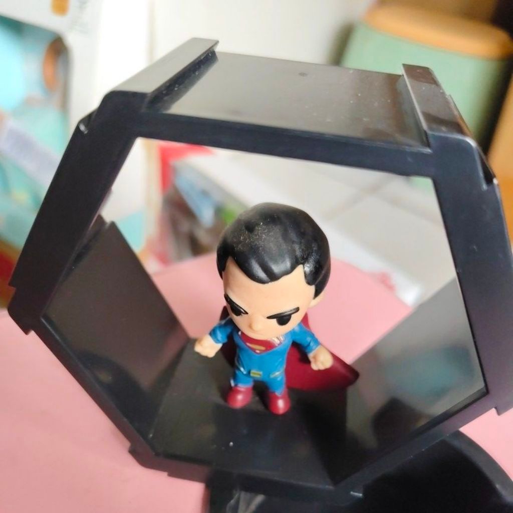 figure hexagon Superman justice league bioskop XXI