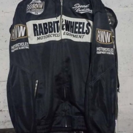 jaket rabbit and wheels