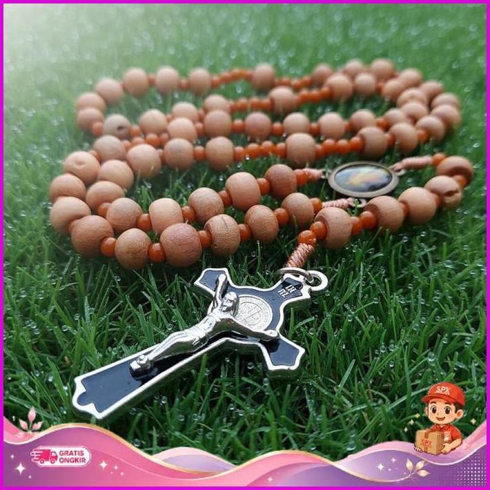 Kalung Rosario Cendana 77 Bapa Kami Kayu 8Mm Katolik Aksesoris Souvenir Salib Pria Wanita Tali Murah