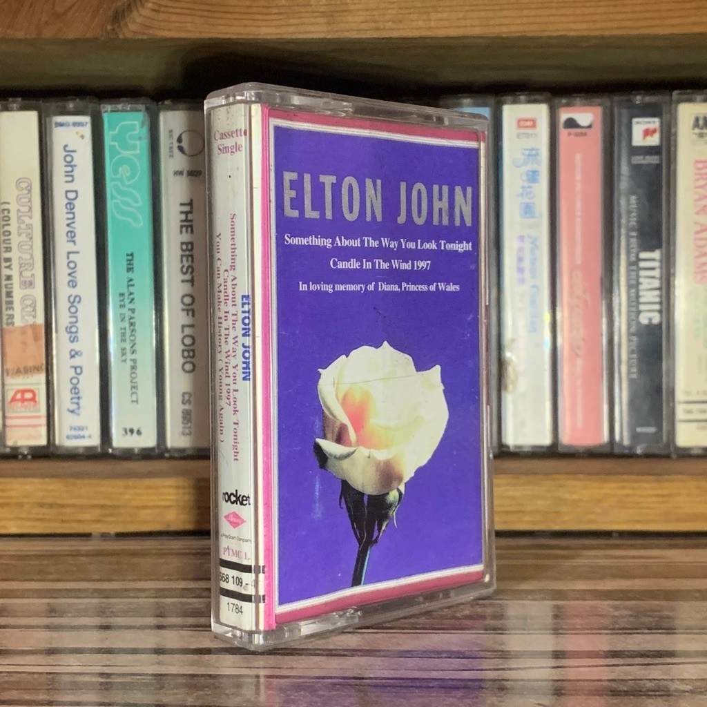 Kaset Pita Elton John