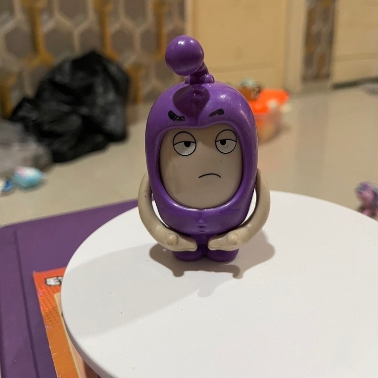 Mainan Figure Oddbods Ungu — Mainan KFC Koleksi Langka Unik