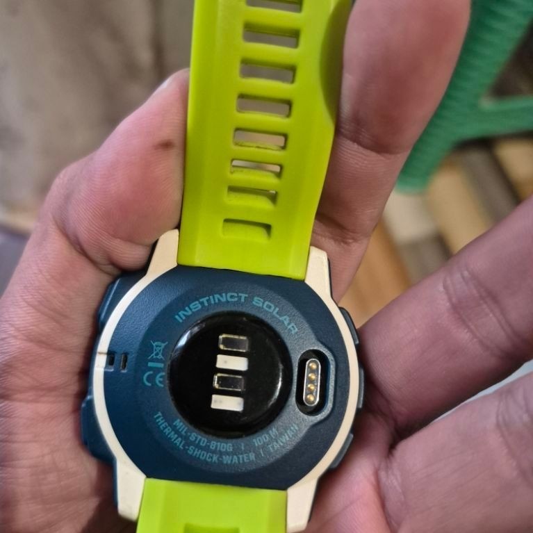 GARMIN INSTINCT SOLAR SURF SECOND ADA MINUS