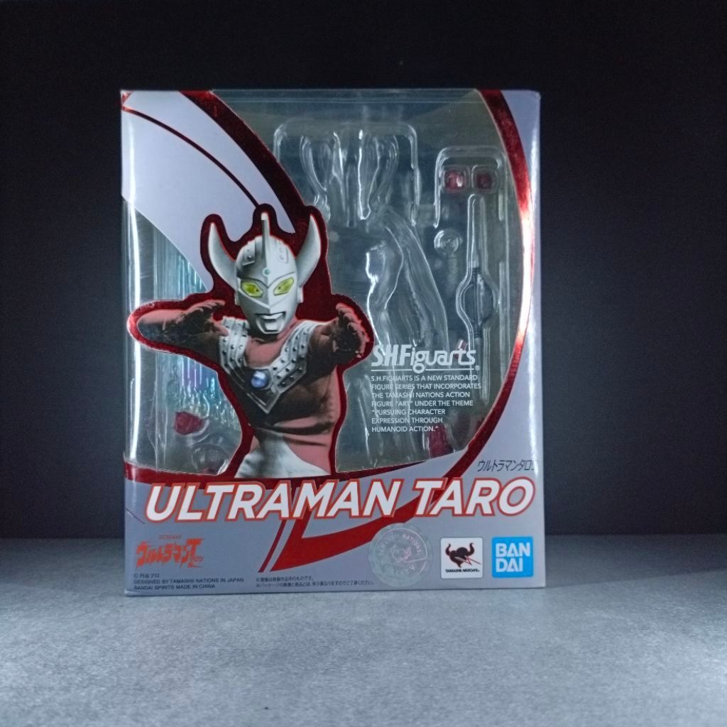 SHF Ultraman Taro bib