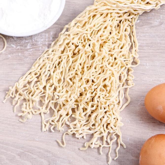 Mie Mentah Telur Mie Ayam Mi goreng Mie rebus Mie Goreng Mie Serasa Food  Noodles Bawang