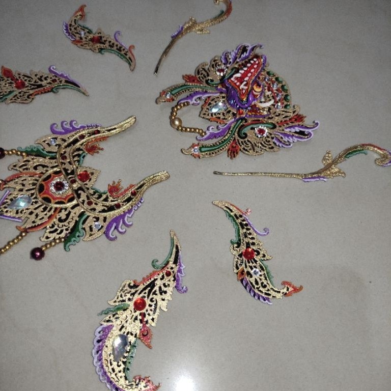 PAYASAN LAYANGAN KUIR