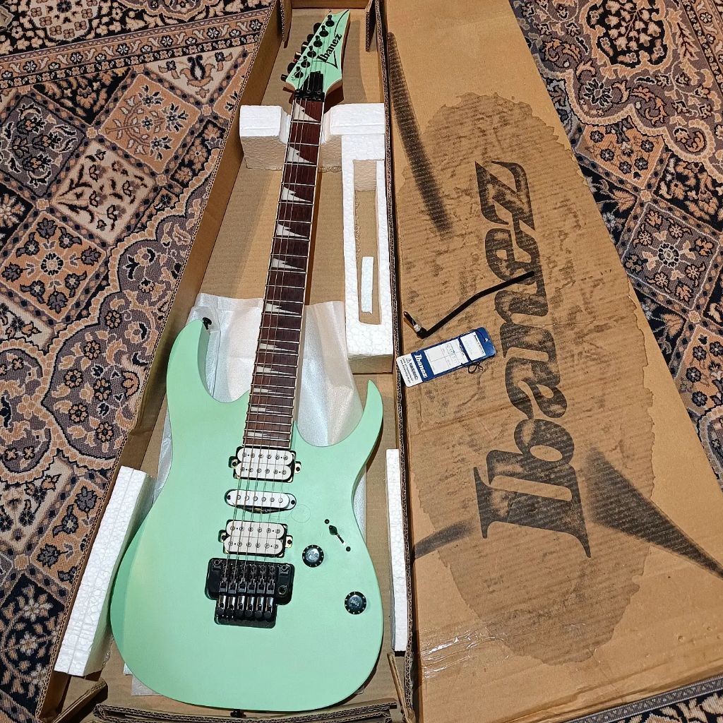 Ibanez RG470DX Sea Foam Green Mate