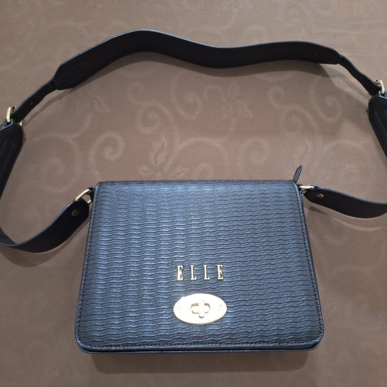 Preloved Sing Bag Elle Ori