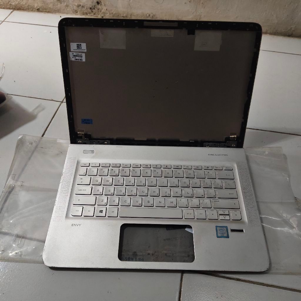 Casing cassing case kesing Laptop HP ENVY 13-D00lUR