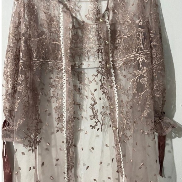 preloved outer lace
