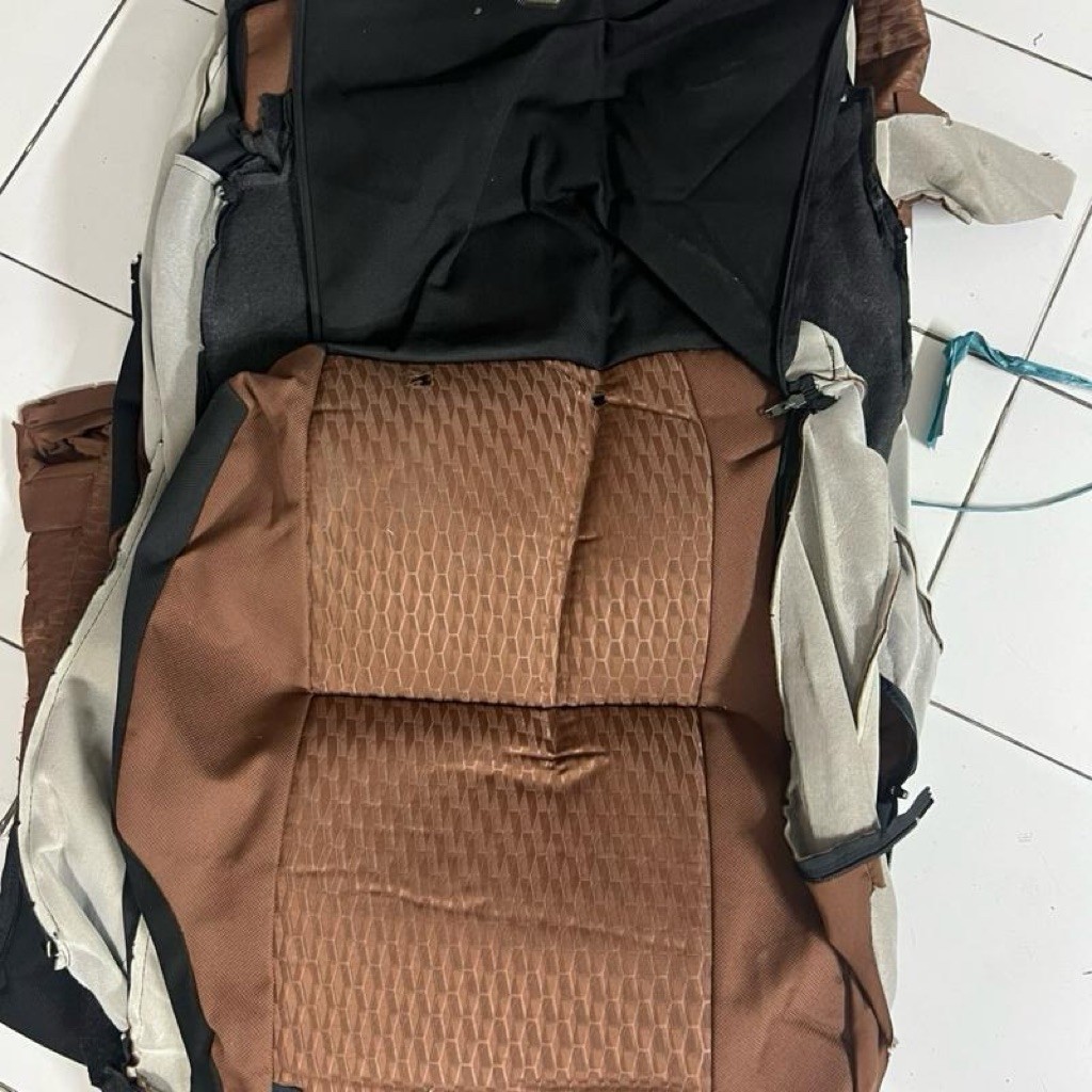 Cover Jok Innova Barong Original (Copotan) 3 Baris
