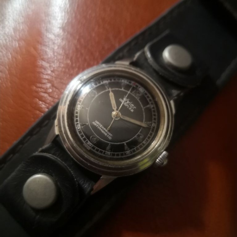 colectible vintage jam tangan wyler Manual winding movement military watches