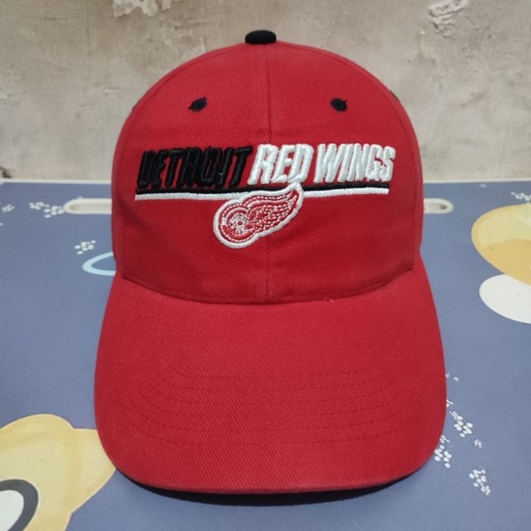 Topi Caps NHL Detroit Red Wings Merah