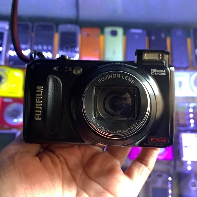 Digicam Kamera Pocket FujiFilm Finepix F500EXR 16MP Full HD Bekas Secon