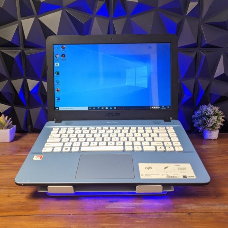 Asus X441B Amd A4