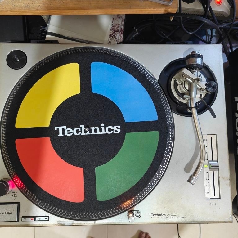 Turntable Technics SL1200 mk2 silver