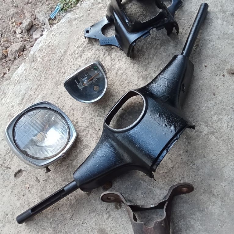 Batok set Yamaha v75 ori