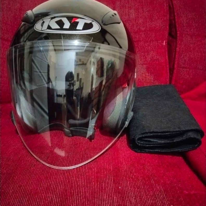 Helm KYT galaxy flat r second