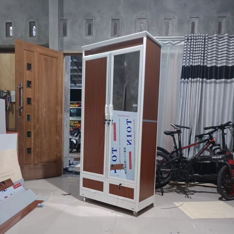 Lemari Pakaian Aluminium Custom Warna Dan Ukuran